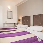 Apartment Petranic *