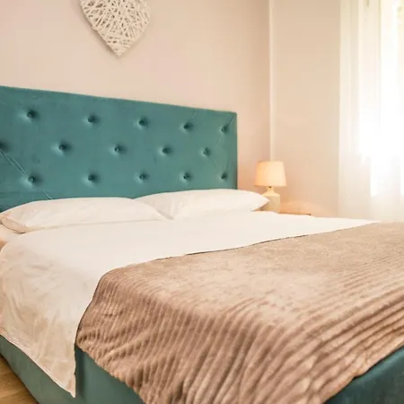 아파트 Petranic 티스노