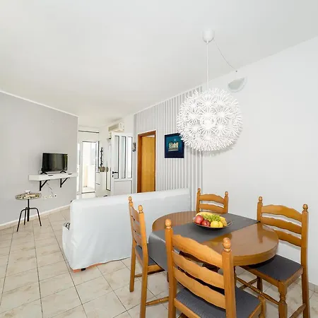 Petranic Apartmán Tisno