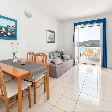 Petranic Apartmán Tisno