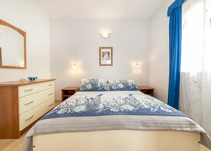 Apartment Petranic *